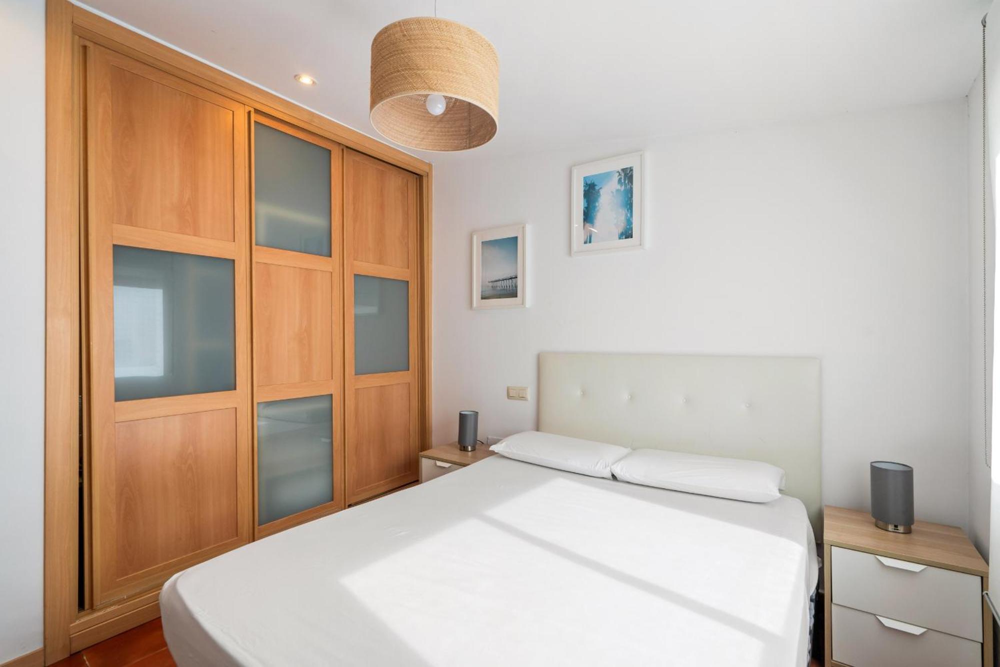 Apartamento En La Gran Via Alquiler Temporal Madrid Exterior photo